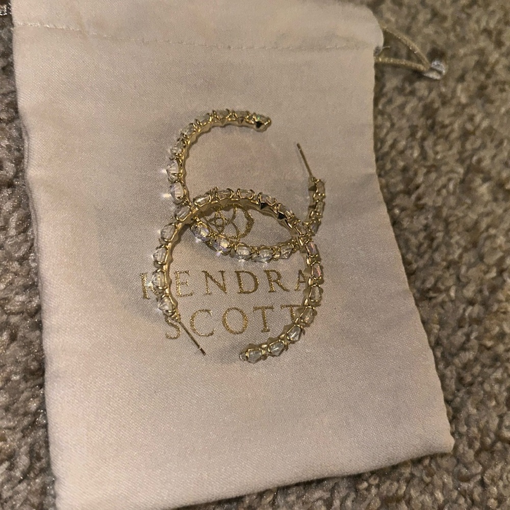 Iridescent Kendra Scott gem earrings